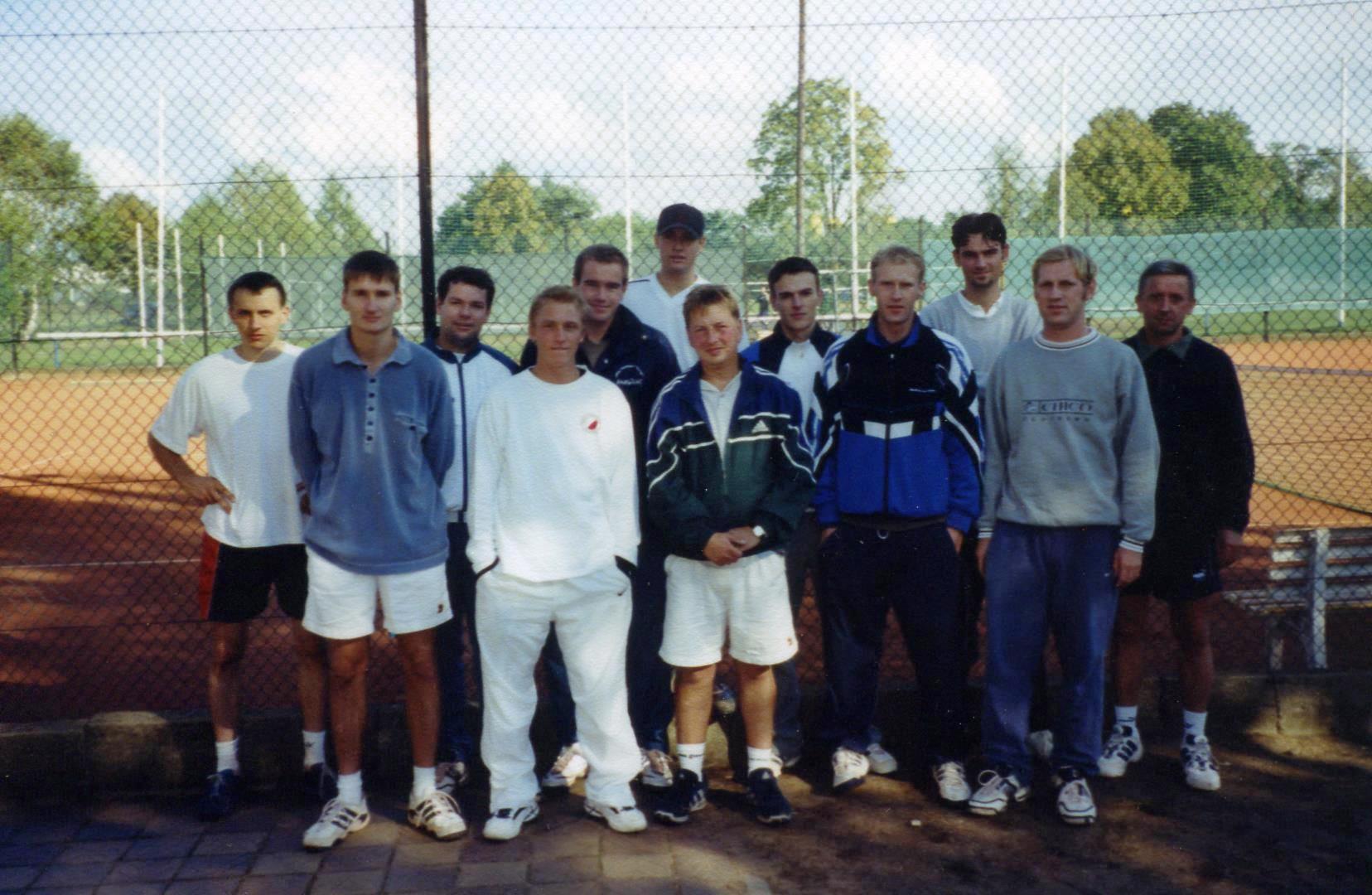 Tennis-Cup Großräschen 2001, Sieger: Martin Ulbrich (4. v. l.)