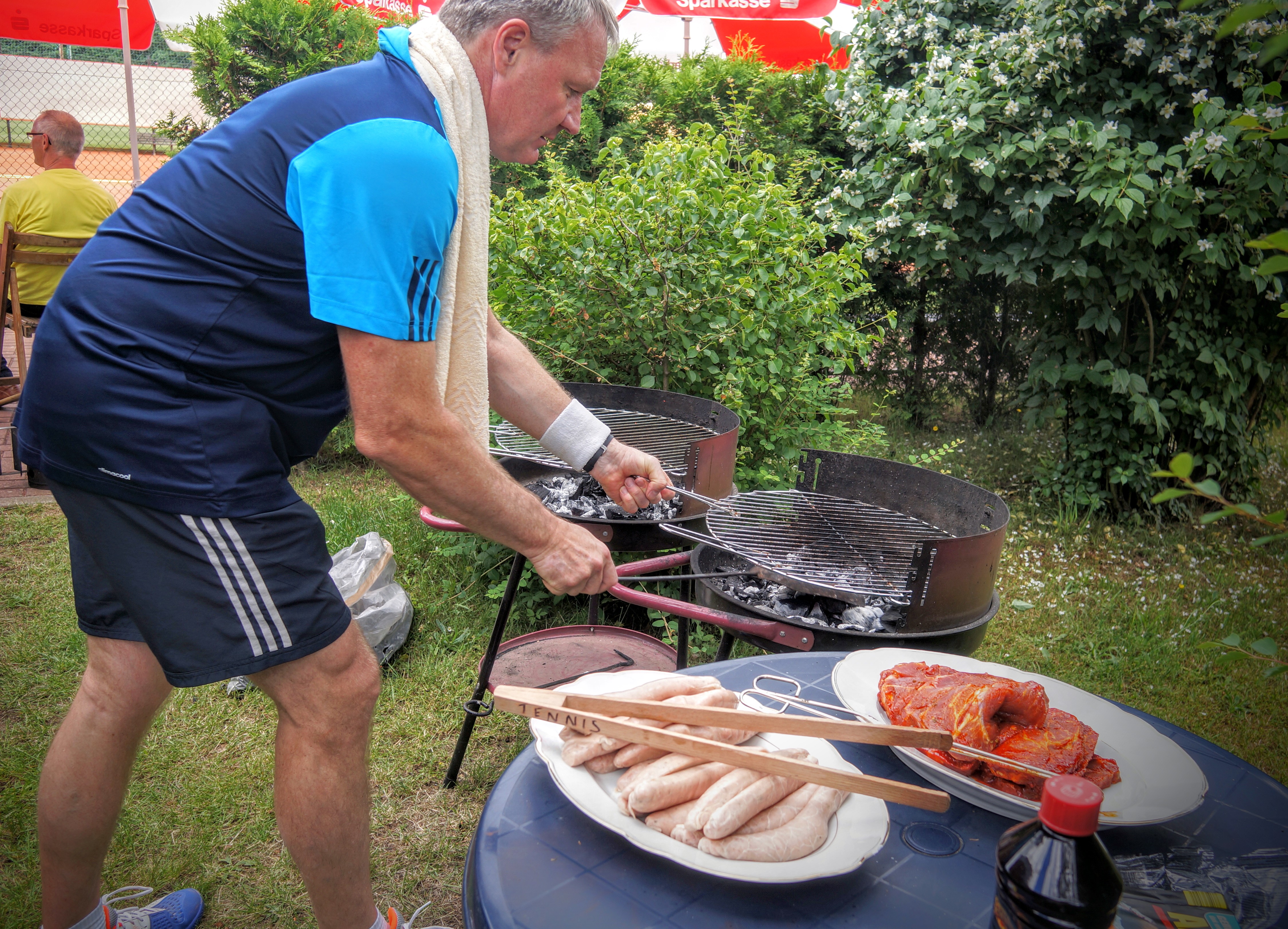 Während Jens grillt ...